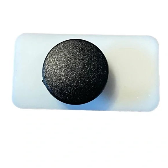 Hawaii License Plate Croc Charm - Picture 2 of 3